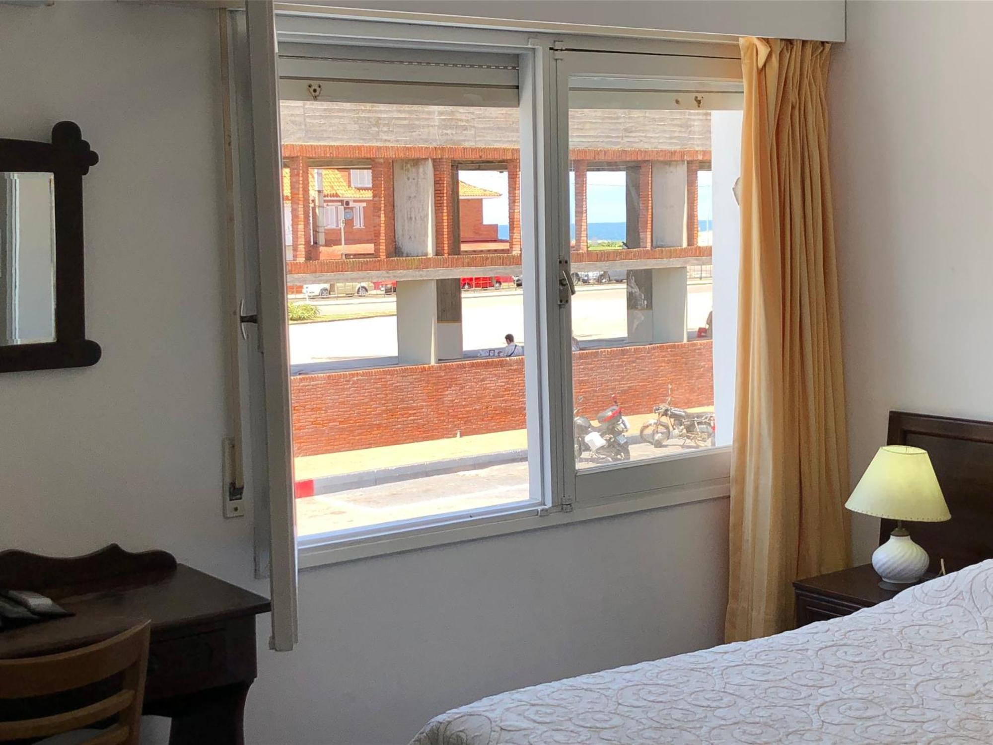 Hotel Gaudi Пунта-дель-Эсте Экстерьер фото